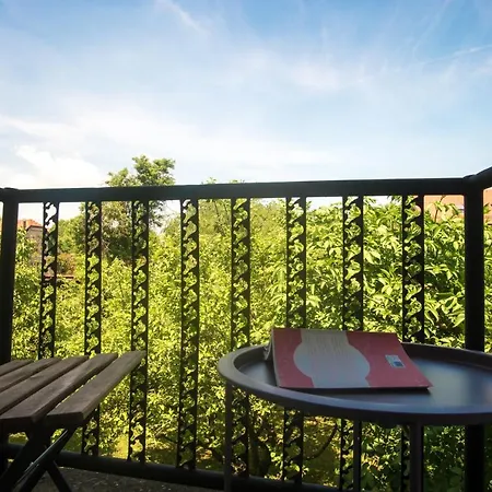 Arto Castle View Apartamento
