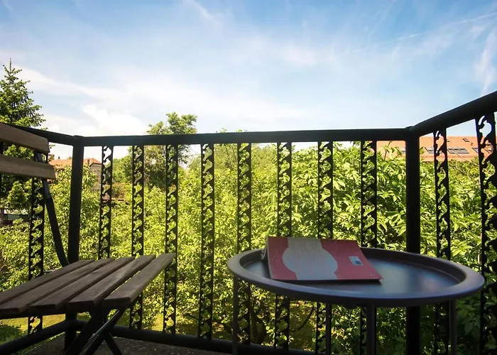 Arto Castle View Apartma